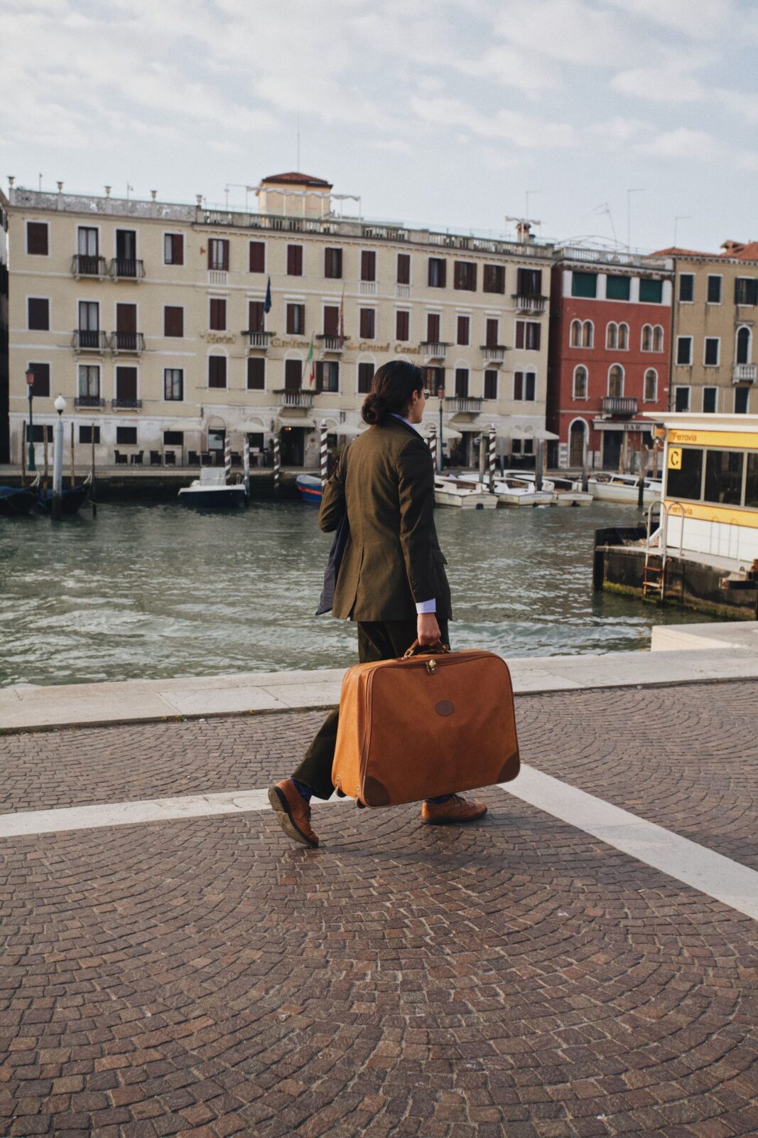 First Trip to Europe? The 8 Essentials Americans Forget — and the Phone-Bill Math to Run Before Boarding