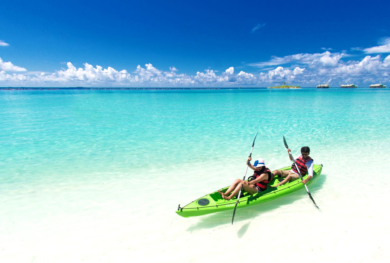 Beginner Inflatable Paddle Boards, Ranked by What’s Actually in the Box (2026 Buyer’s Guide)