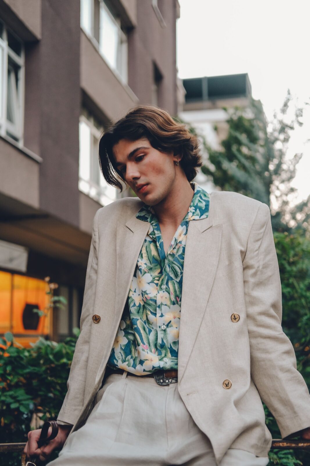 Best Men’s Linen Shirts of 2026: Six Shirts Ranked by Fabric Weight — and Price-Per-Wear