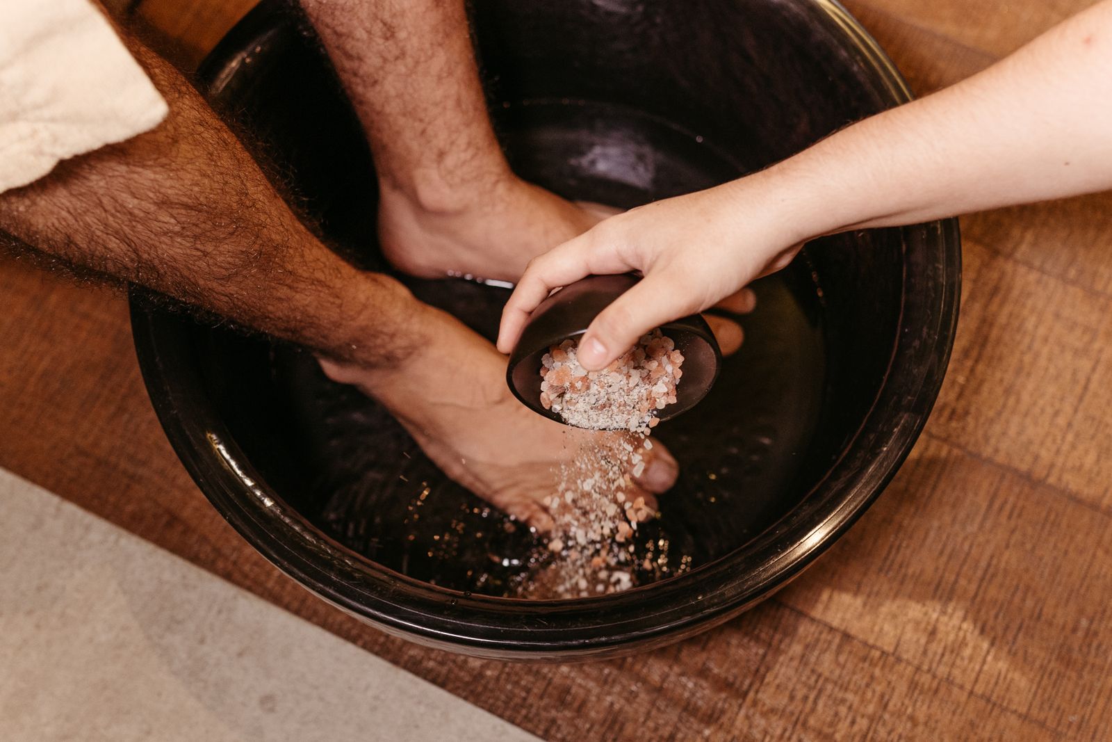 Sore Feet After a Long Day? These At-Home Foot Spas Actually Help