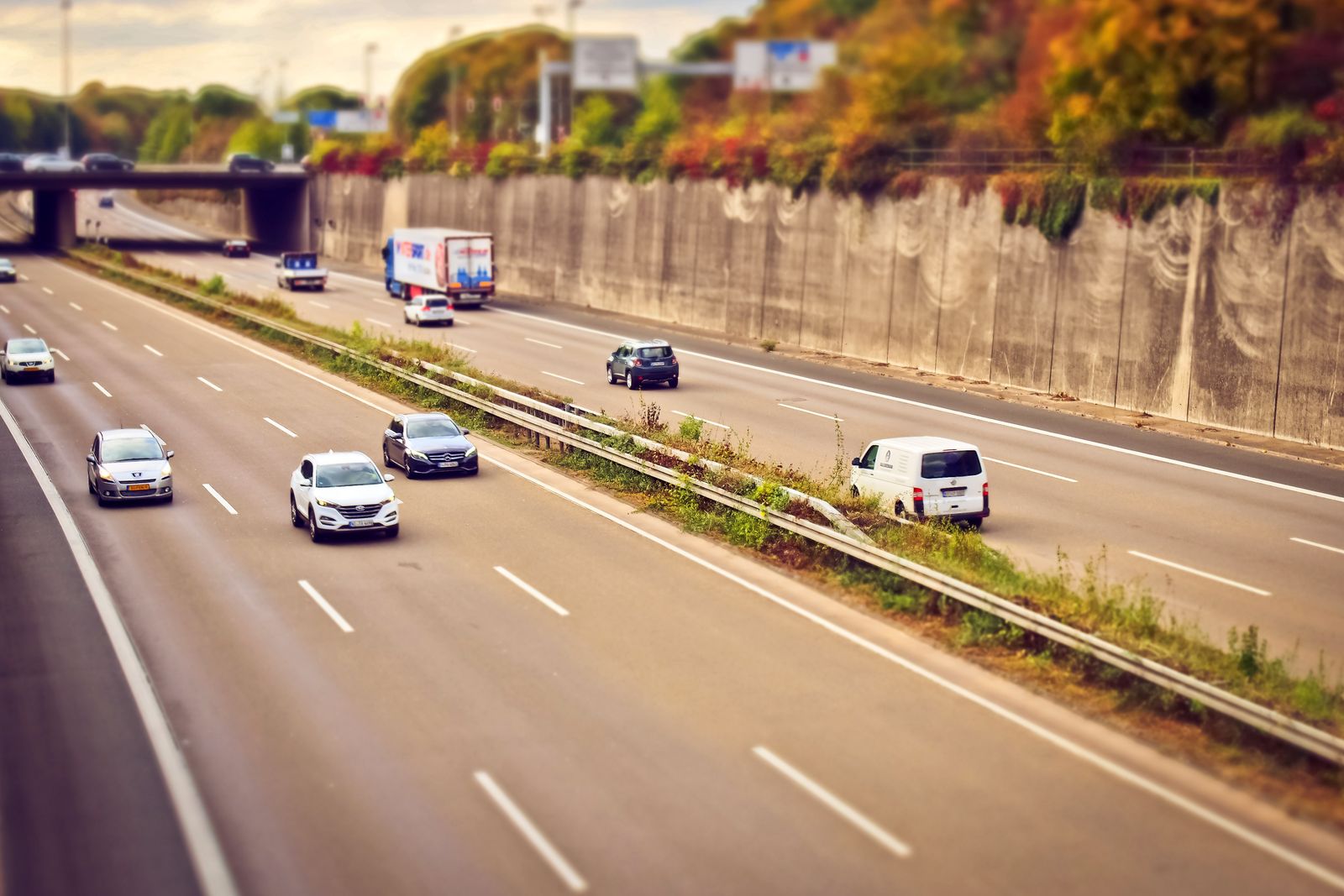 The Best Audiobooks for Road Trips: Eight Listens That Shrink the Miles (and the Hours-per-Dollar Math)