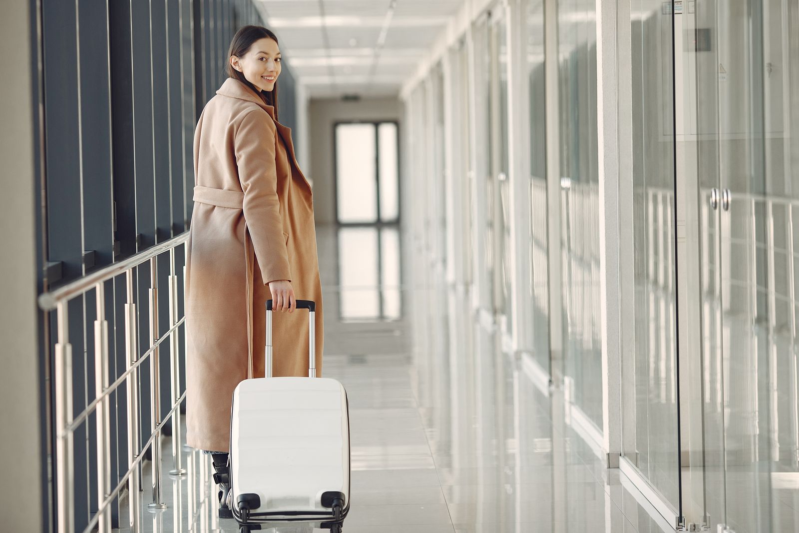 Which Carry-On Actually Fits the Sizer? The 2026 Buyer’s Guide Airlines Made Necessary