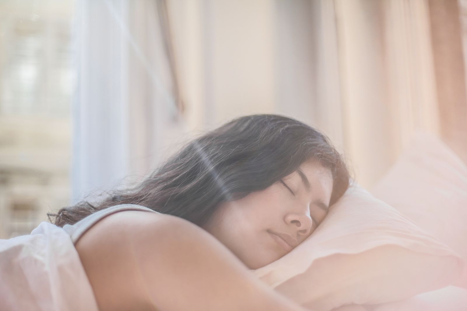 Silk Pillowcase Prices: What Momme Weight Buys You