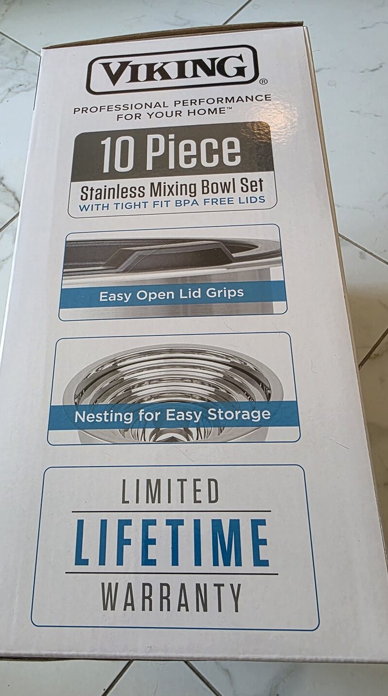 Side of Viking mixing bowl box showing easy open lid grips, nesting storage and limited lifetime warranty